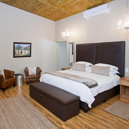 Villa Surval Boutique Olive Estate Oudtshoorn Camera foto